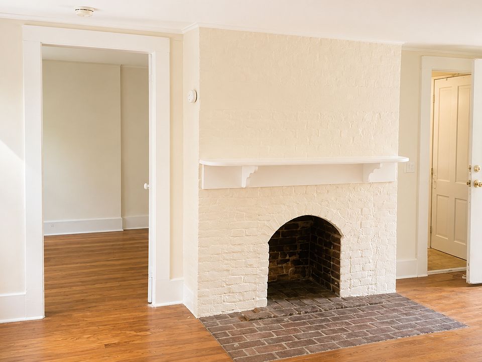 1st image of 81 Bridge St APT 3