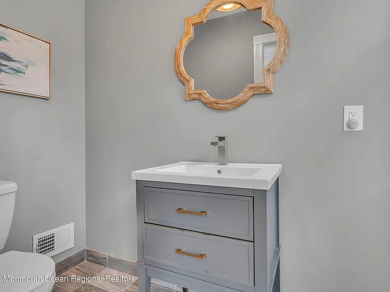 21 Pearce Ave — Photo 14