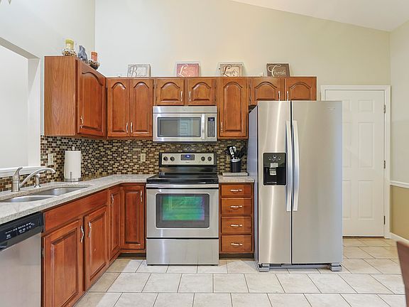 5th image of 6226 Sudbury Ct