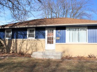 8740 W Winfield Ave, Milwaukee, WI 53225