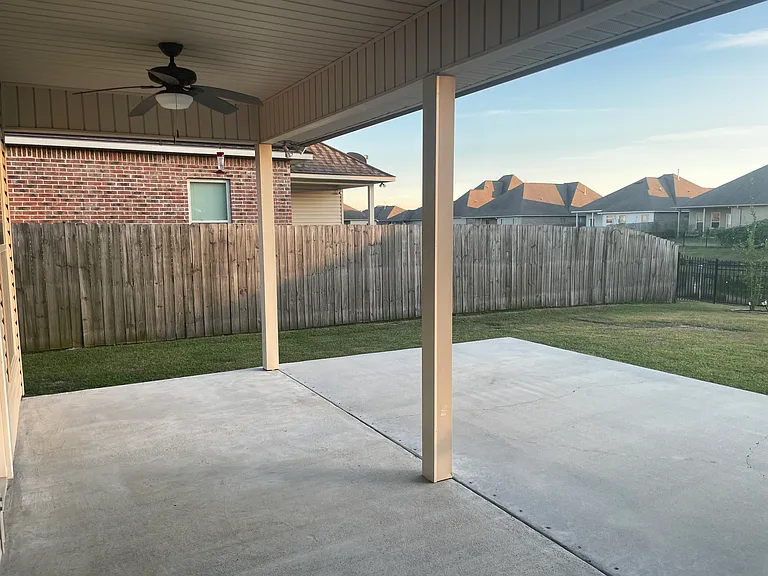 7930 Tall Willow Ave — Photo 3