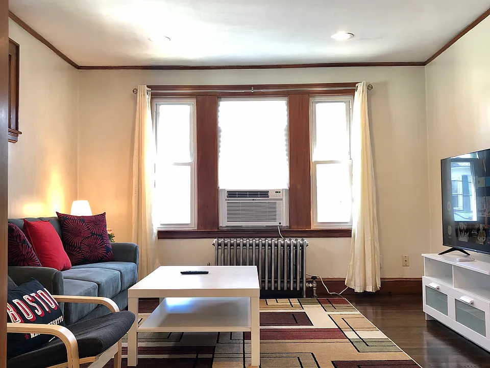 33 7th St #2