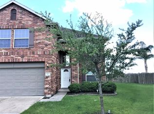 5442 Rio Dr, Baytown, TX 77521