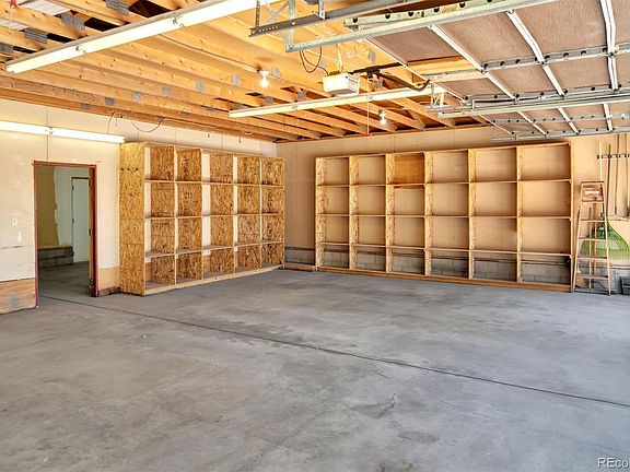 3rd image of 355 E Woodward Avenue