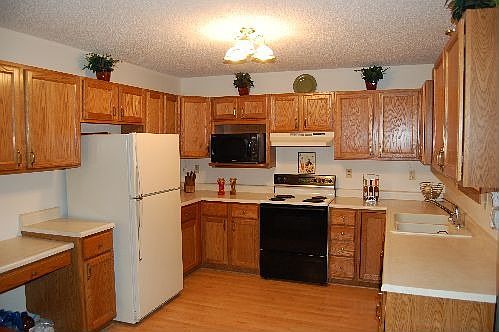 4th image of 816 Westchester Pl