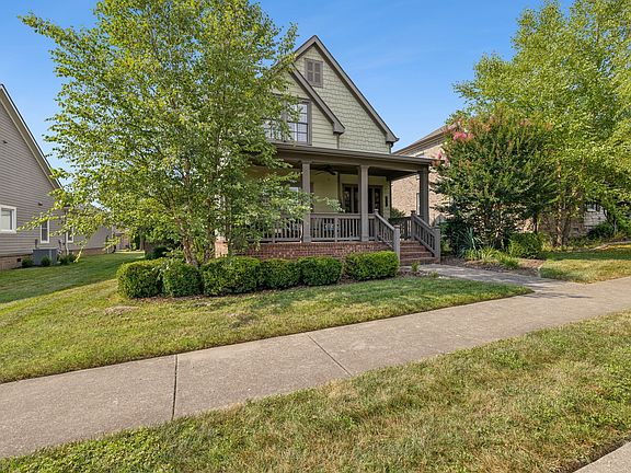 4th image of 3445 Colebrook Dr