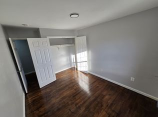 74-76 S 6th St, Newark, NJ 07107