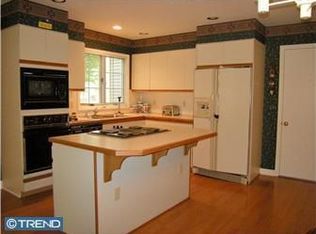 25 Scotch Pine Rd, Newark, DE 19711