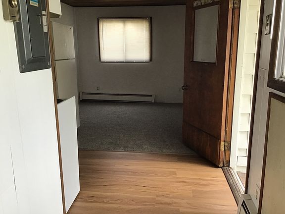 4th image of 4217 Spenard Rd #4