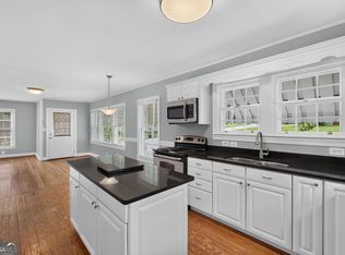 1141 Jefferson Ave, East Pt, GA 30344