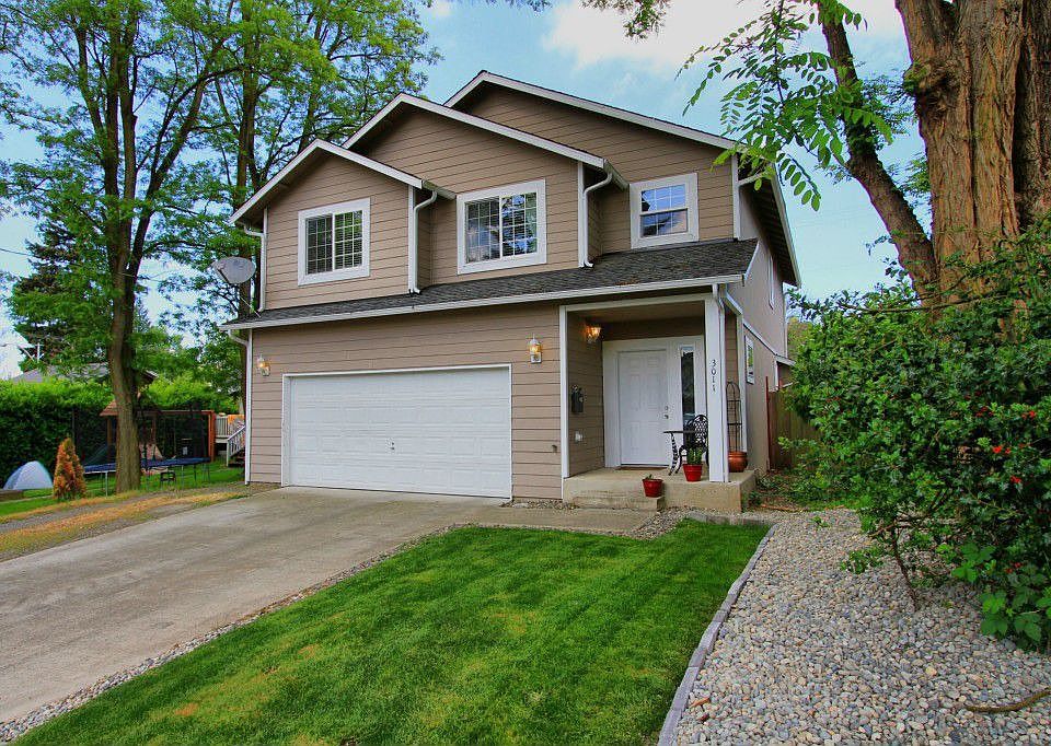 1st image of 3011 S 15th St