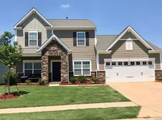 193 Glastonbury Dr, Mooresville, NC 28115