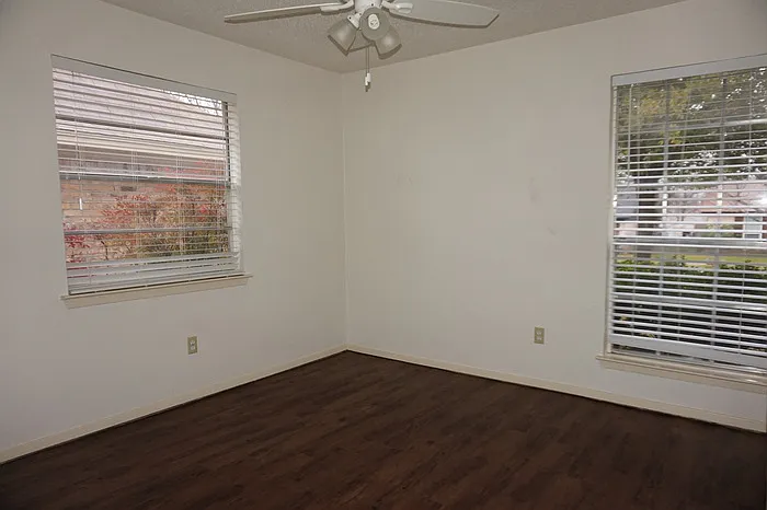6948 Brandywine St — Photo 11