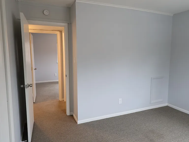 205 Long St — Photo 38