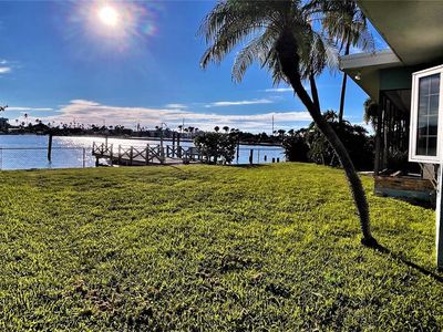 16008 4th St E, Redington Beach, FL, 33708