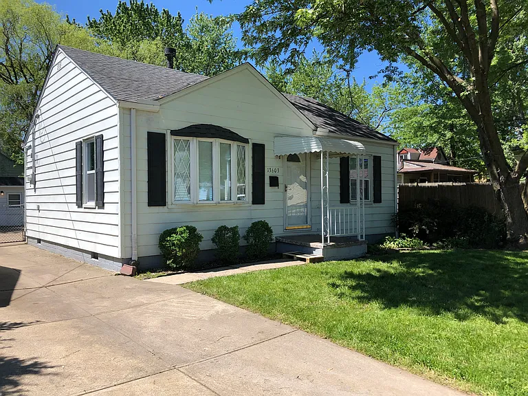 13603 Kirton Ave — Photo 25