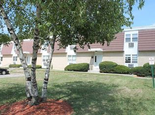 18 White Gate Rd #L, Wappingers Falls, NY 12590