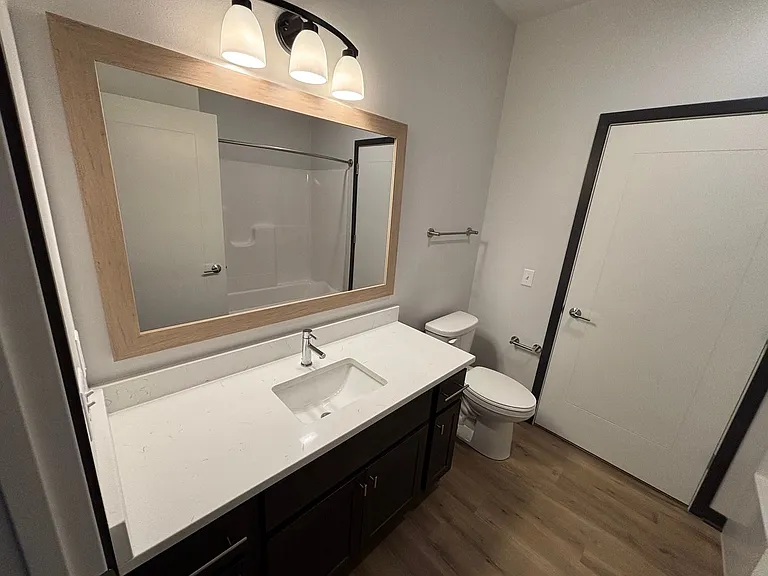 Homestead Luxury Apartments — Photo 15