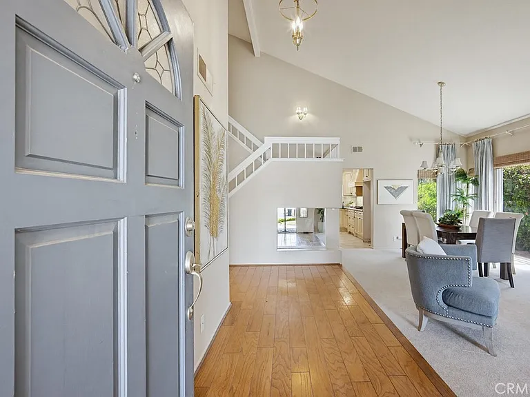 3731 Columbia Cir — Photo 4