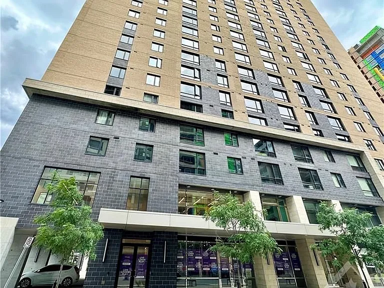105 Champagne Ave S #1610 — Photo 1