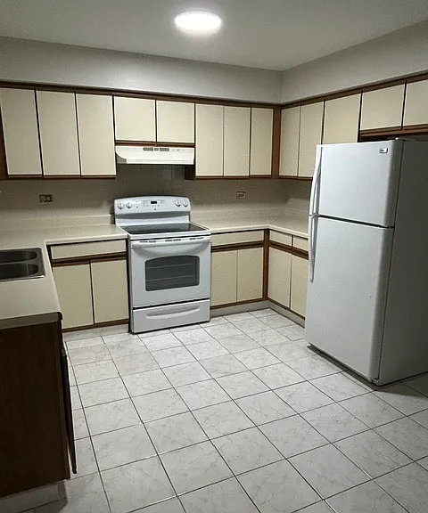 5201 N Reserve Ave #2E — Photo 3