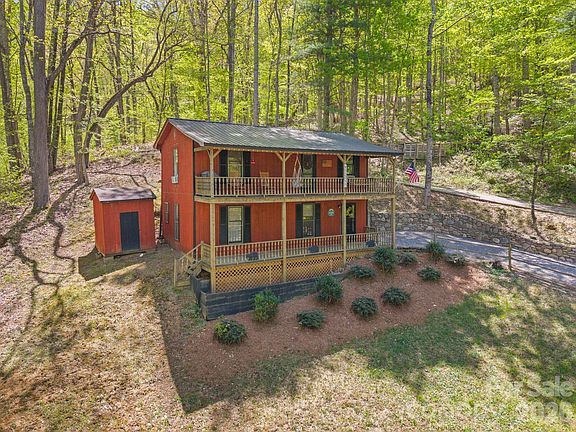 3rd image of 149 Greentree Ln