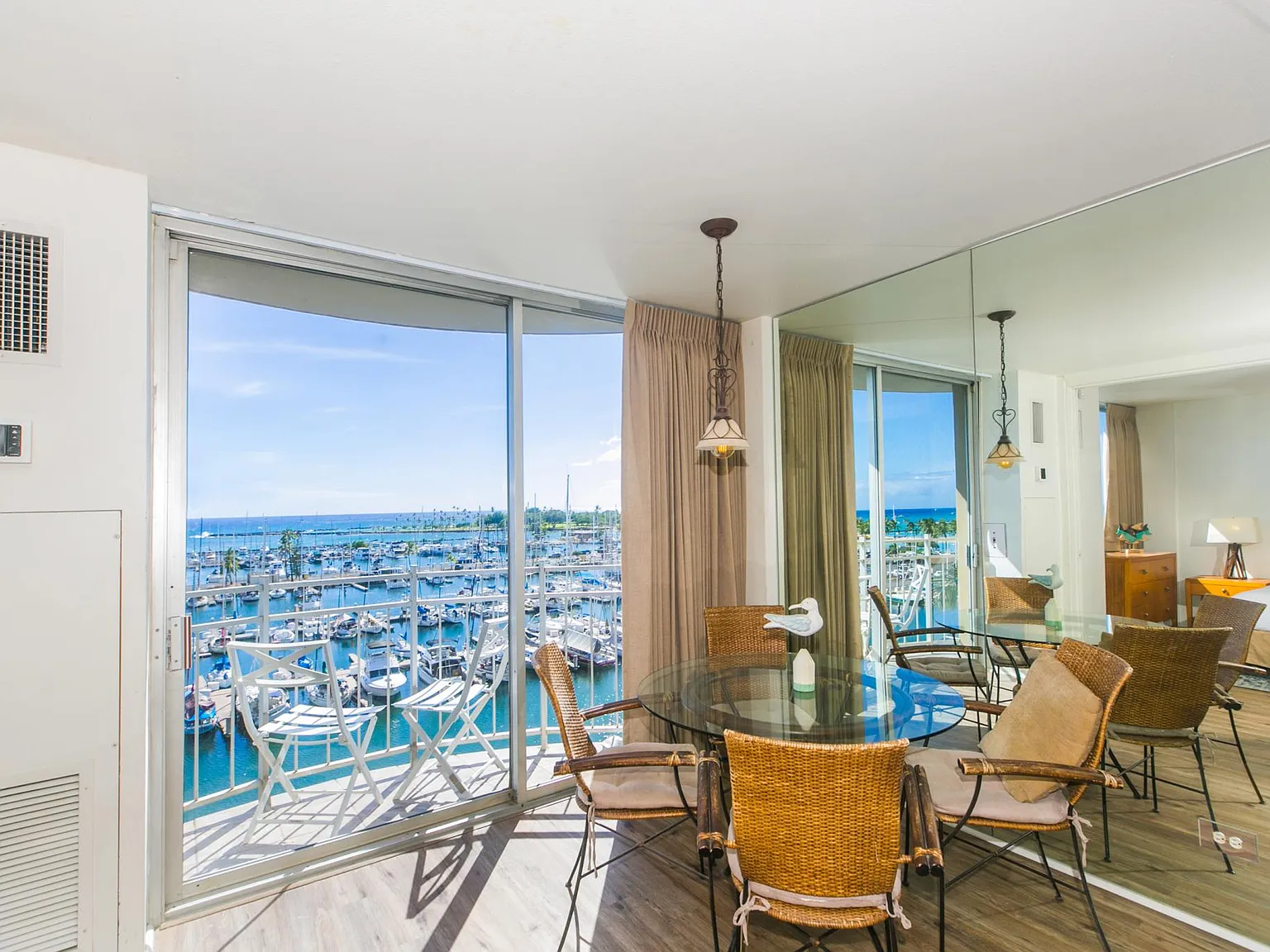 1 bed, 651 sqft, $3,750 — Photo 3