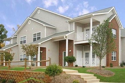 2nd image of 804 Meadow Edge Trl APT 2D