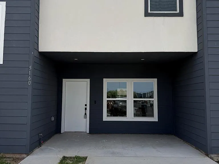 5160 Alexa Rd — Photo 3