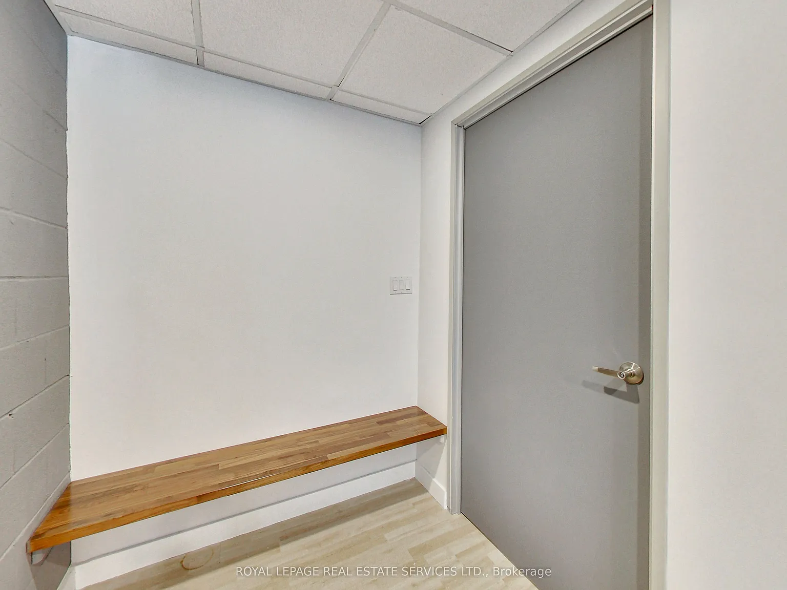 2 bed, $3,800 — Photo 2