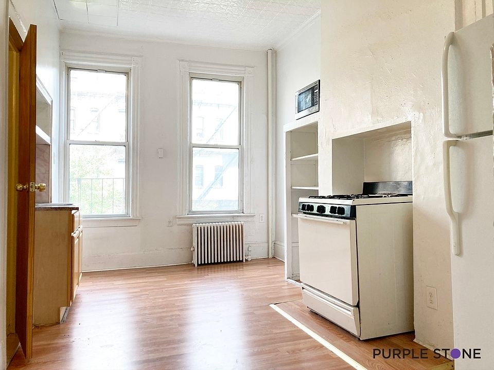 1st image of 284 Troutman St #2B