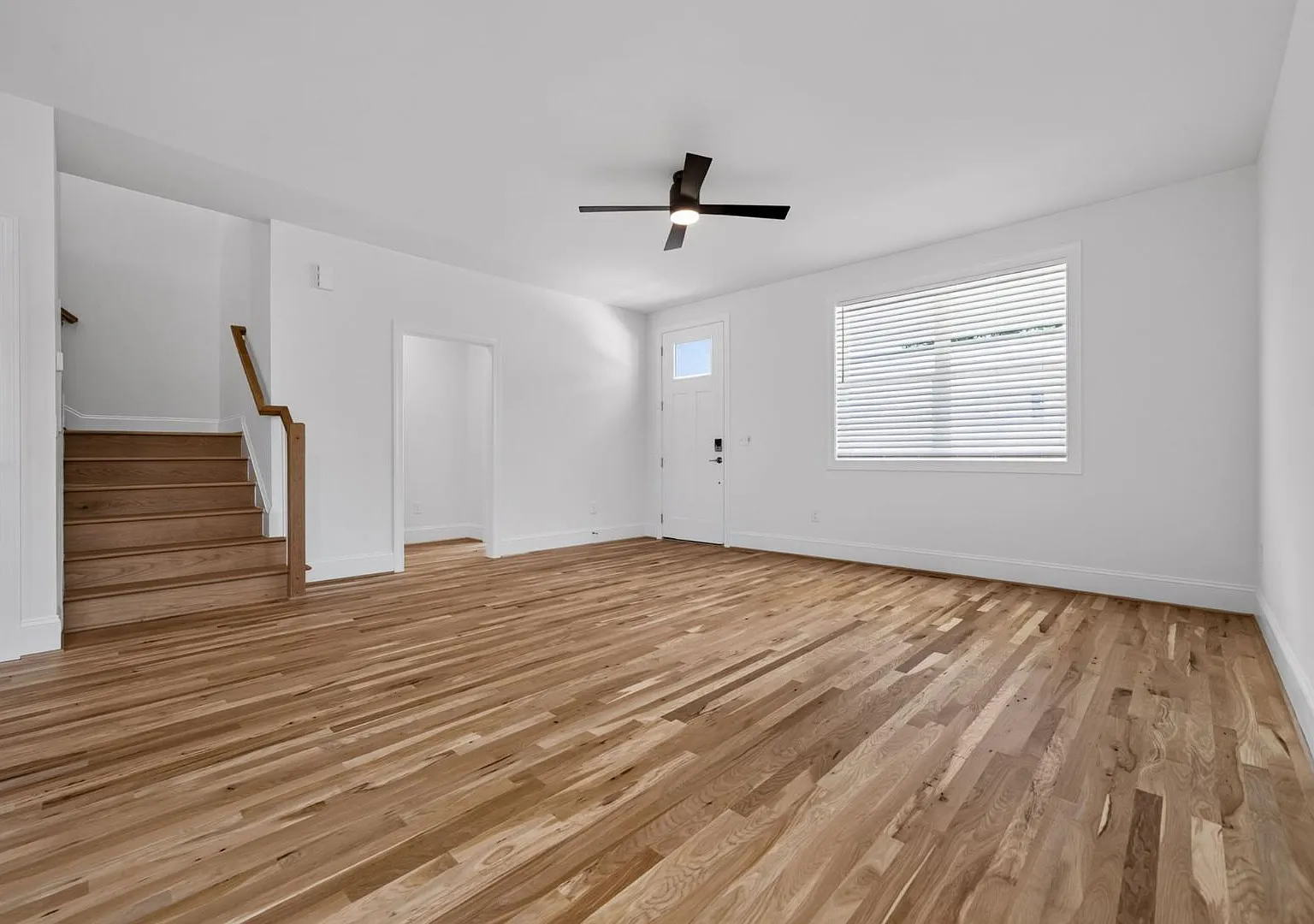 3807 Burt Dr — Photo 3