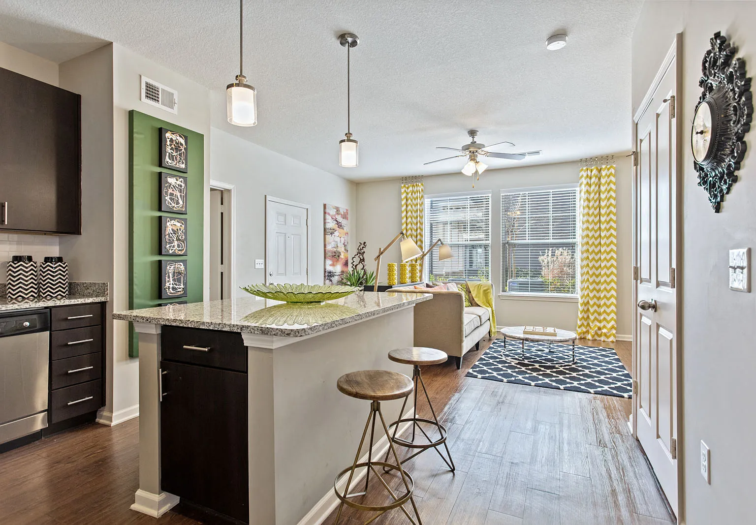 Tattersall Chesapeake — Photo 4