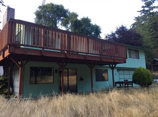 229 Fort Casey Rd, Coupeville, WA 98239