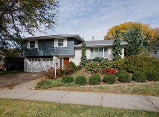 3321 W Capitol Dr, Peoria, IL