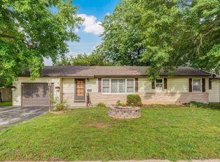 1304 S McCanse St, Mount Vernon, MO 65712