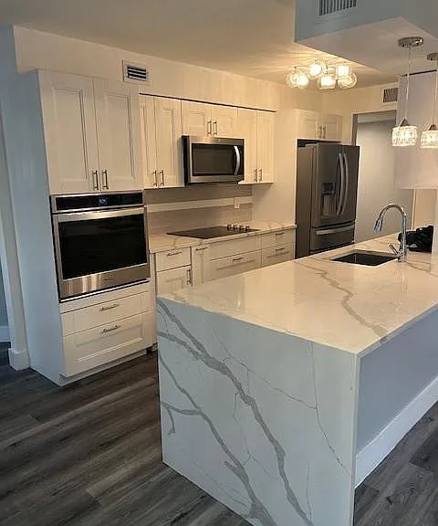 992 NW 93rd Ave — Photo 9