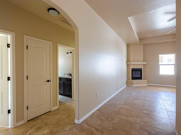 4th image of 3687 Santa Cecilia Ave