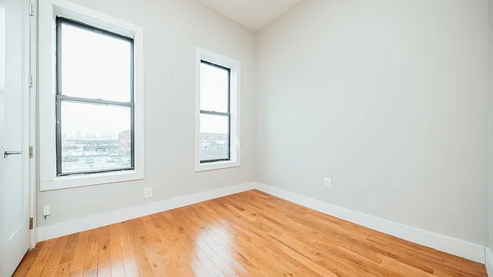 Rented by Nooklyn NYC LLC | media 16