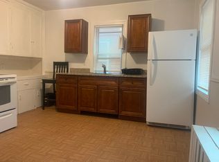 10 Duke St, Providence, RI 02908