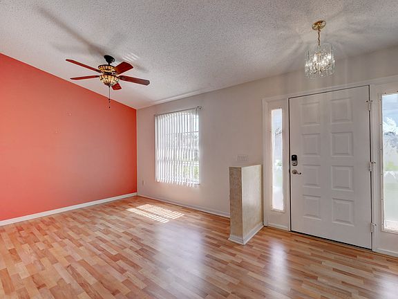 4th image of 2265 SE Marsh Ave