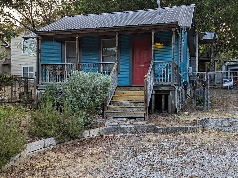 1509A Newton St — Photo 14