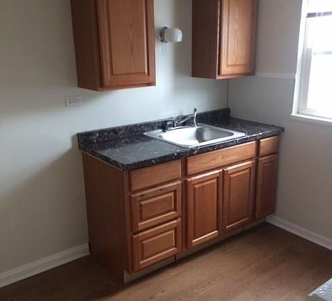 4th image of 2509 Walden Ct