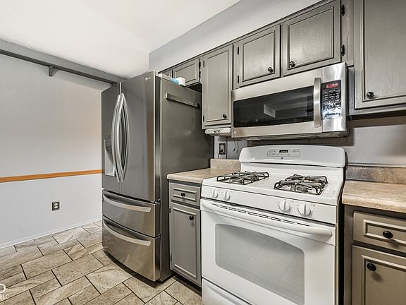 5th image of 2724 N Andy Dr