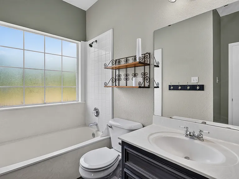 1810 Mesa Oaks Cir — Photo 39