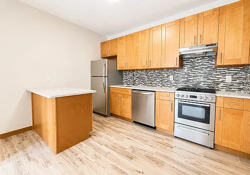 137 23rd St #2 Photo 1
