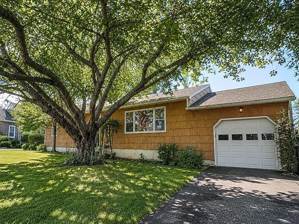 1st image of 1310 Maple Avenue