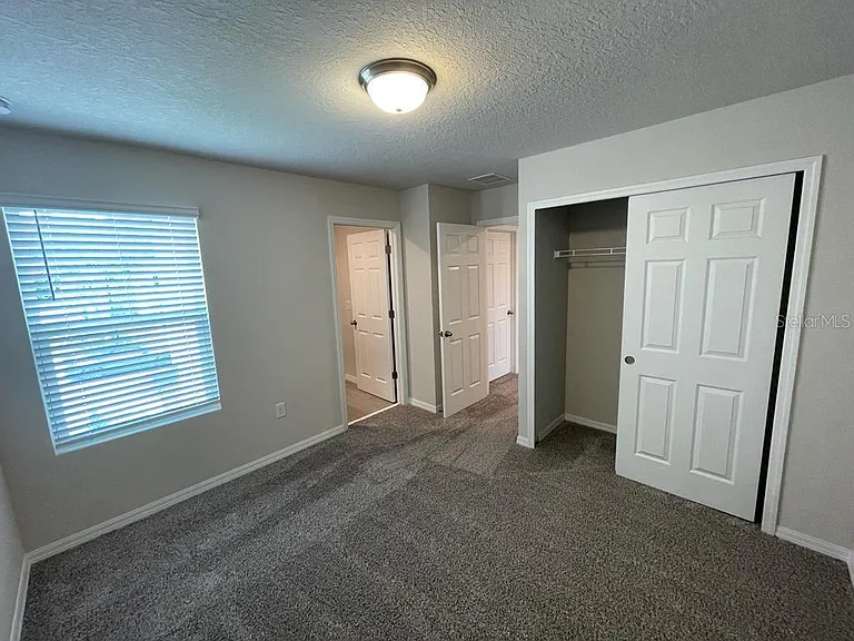 407 Legacy Loop — Photo 41