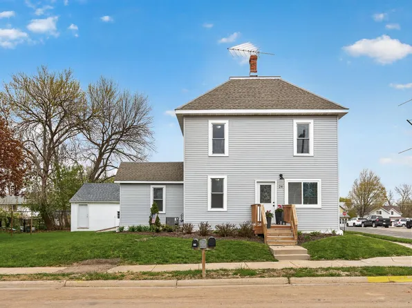 24 Main St E, Nya, MN 55397