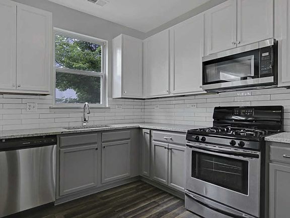 2nd image of 1326 Prescott Dr Unit 204-1326-63